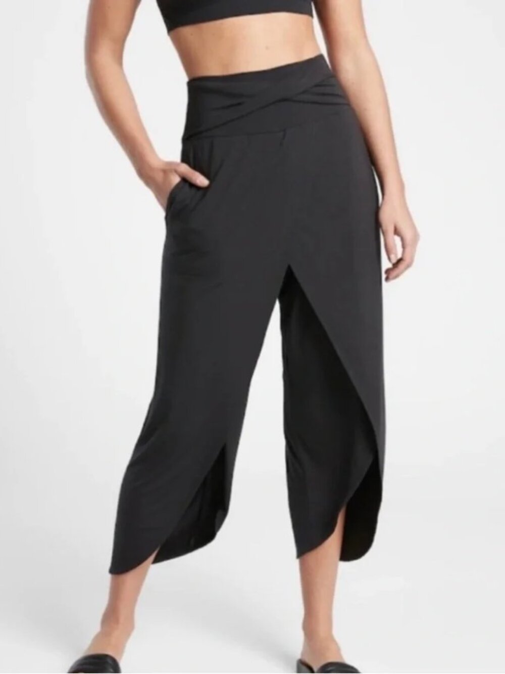 NWT Athleat Release Pants in Black
